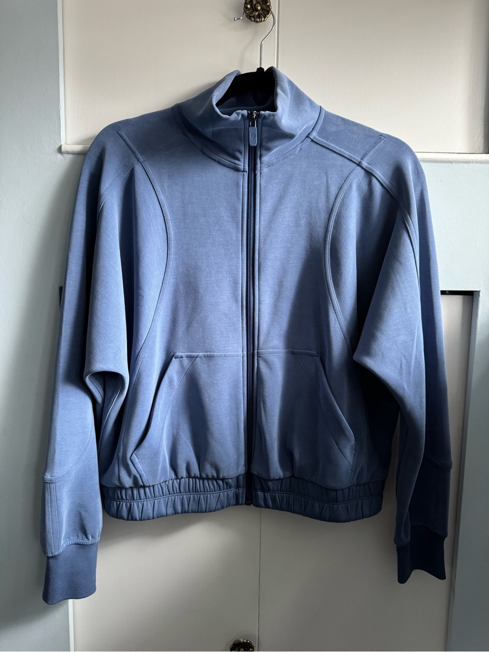 NWT Women’s Lululemon Brushed Softstreme
Funnel Neck Zip Up Size 6 - Picture 9 of 11